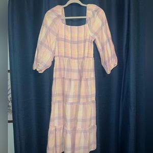 Never worn midi dress Small